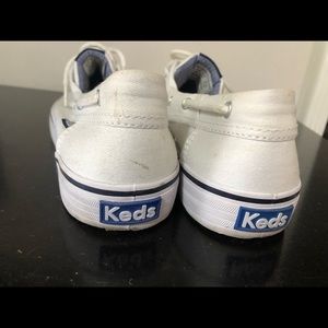 NWOT Keds white boater tennis shoes, size 9